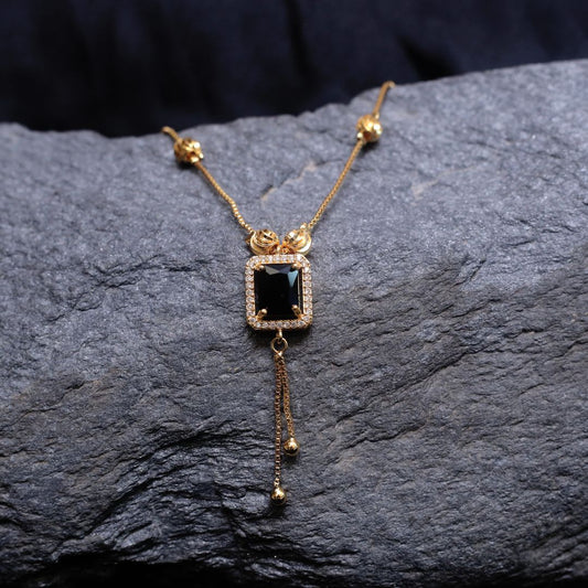 Royal Black Pendant For Girls 1958