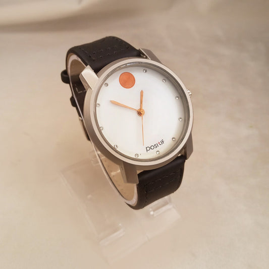 Black Leather strap Gents Watch 0565