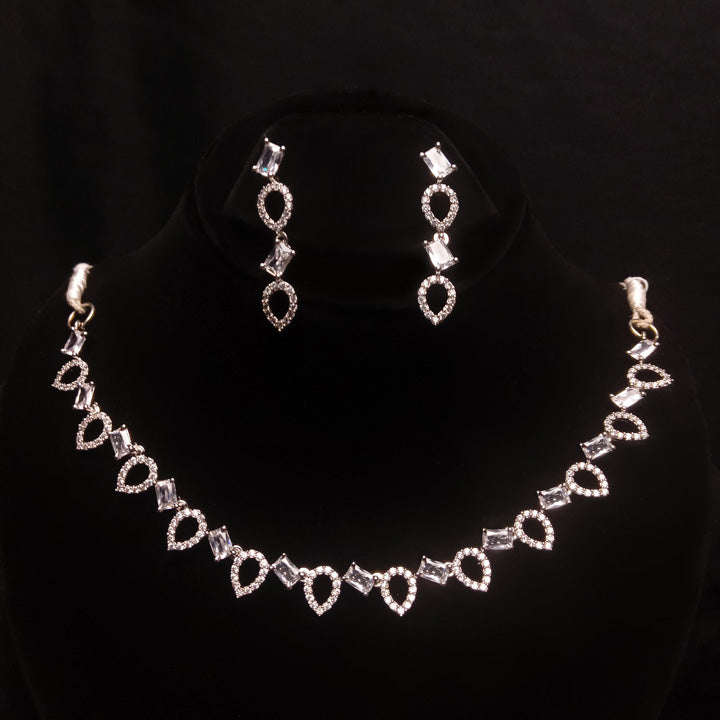 One Carat Bridal Choker Necklace Silver 0632