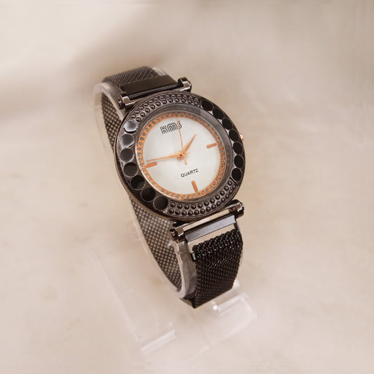 Black Magnet Strap Watch 0574